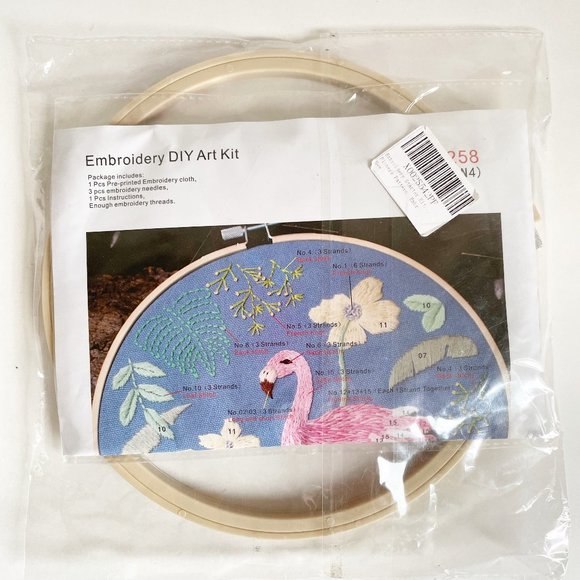 🎈3 for $25🎈Flamingo Embroidery Kit Full Kit, DYI - Picture 2 of 4